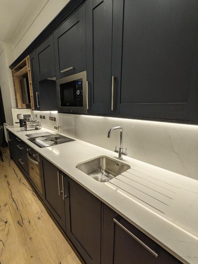 Modern Aptmt, 2 Stops To Central London, Smart Lock, Netflix Ealing Extérieur photo
